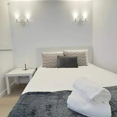 Like Iv - Ideal For Families And Friends فونشال