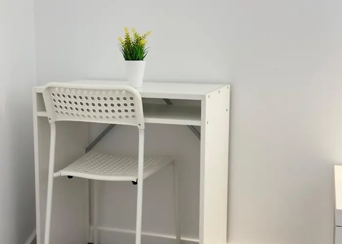 Like Iv - Ideal For Families And Friends